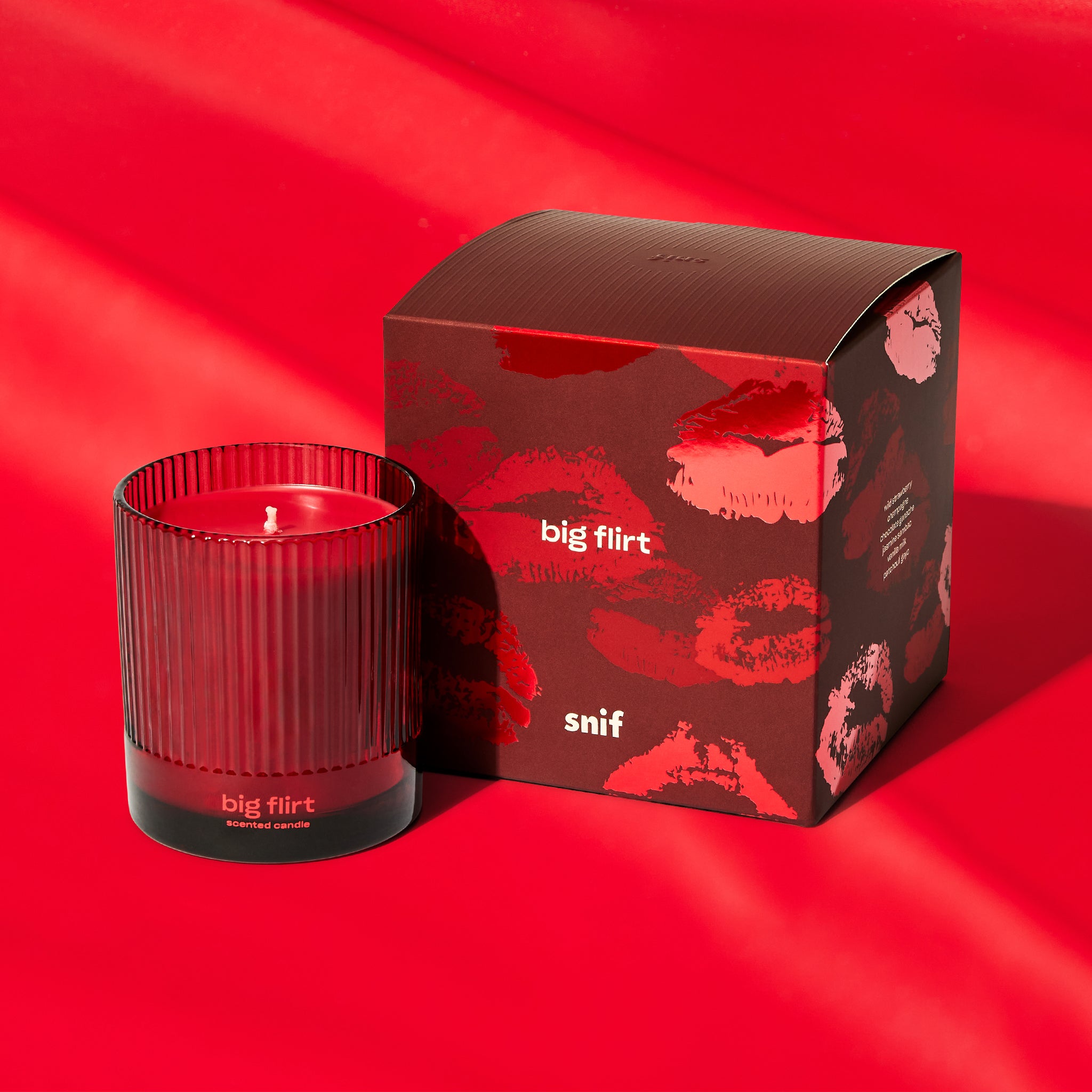 Big Flirt Candle image 1